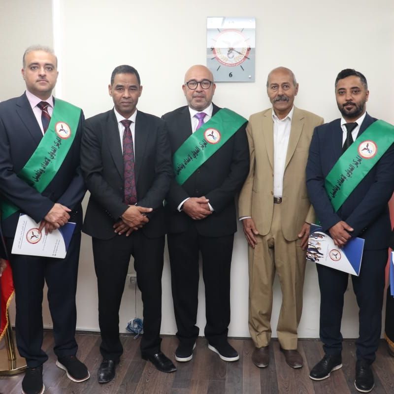  Graduation of a batch of gentlemen officers - Ministry of Interior - Kingdom of Bahrain Course No. 