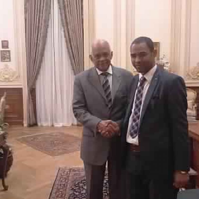 The advisor, Hisham soliman, the center&rsquo;s advisor, visits the parliament and meets with Prof. 