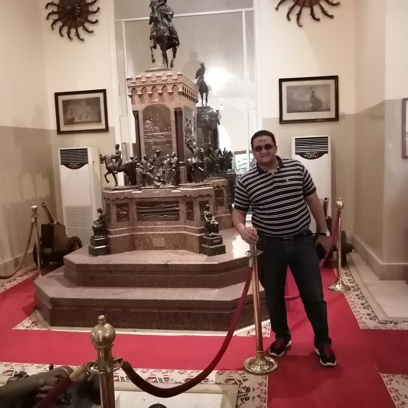 Visit the Republican Palace in Abdin