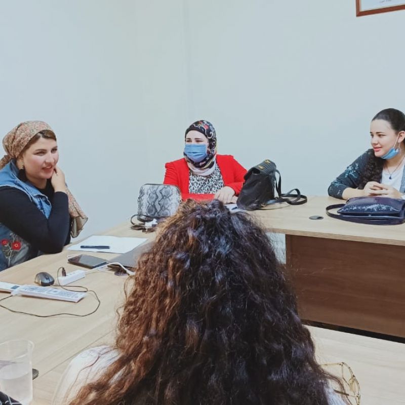 A picture of the participants during the training